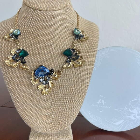 Chloe and Isabel Le Rococo Statement Necklace NEW - Picture 11 of 16